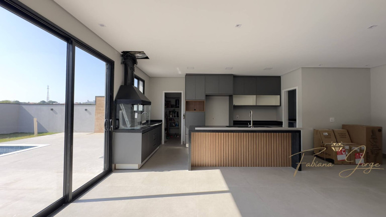 Imagem Casa com 3 Quartos à Venda, 300 m² em Roncáglia - Valinhos