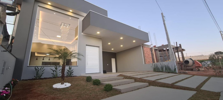 Imagem Casa com 3 Quartos à Venda, 170 m² em Lívia Iii - Botucatu Imagem Casa com 3 Quartos à Venda, 170 m² em Lívia Iii - Botucatu