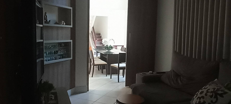 Imagem Casa com 4 Quartos à Venda, 480 m² em Cuiabá Imagem Casa com 4 Quartos à Venda, 480 m² em Cuiabá