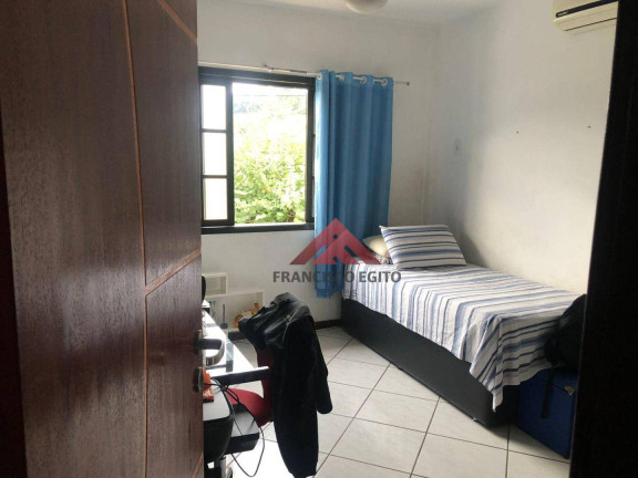 Imagem Casa com 2 Quartos à Venda, 195 m² em Tribobó - São Gonçalo Imagem Casa com 2 Quartos à Venda, 195 m² em Tribobó - São Gonçalo