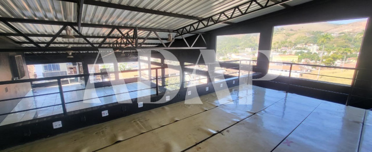 Imagem Casa com 3 Quartos à Venda, 609 m² em Vassouras - Vassouras