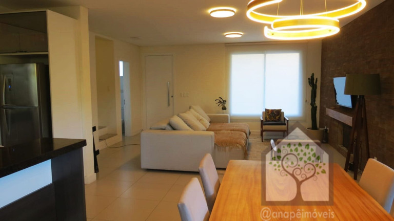 Imagem Casa com 3 Quartos à Venda, 205 m² em Sambaqui - Florianópolis Imagem Casa com 3 Quartos à Venda, 205 m² em Sambaqui - Florianópolis