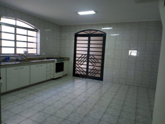 Imagem Sobrado com 3 Quartos à Venda, 194 m² em Vila Carvalho - Sorocaba Imagem Sobrado com 3 Quartos à Venda, 194 m² em Vila Carvalho - Sorocaba