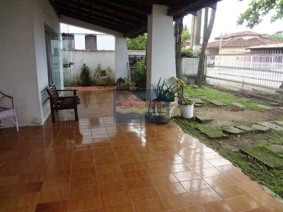 Imagem Casa com 4 Quartos para Temporada, 180 m² em Enseada - Guarujá Imagem Casa com 4 Quartos para Temporada, 180 m² em Enseada - Guarujá