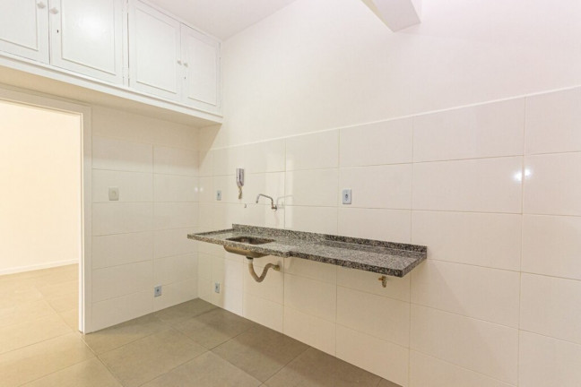 Imagem Imóvel com 2 Quartos à Venda, 68 m² em Botafogo - Rio De Janeiro Imagem Imóvel com 2 Quartos à Venda, 68 m² em Botafogo - Rio De Janeiro