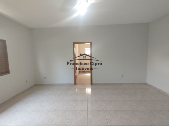 Imagem Imóvel com 4 Quartos à Venda, 8.000 m² em Bom Jardim Ii - Guaratinguetá Imagem Imóvel com 4 Quartos à Venda, 8.000 m² em Bom Jardim Ii - Guaratinguetá