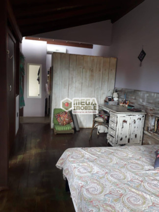 Imagem Casa com 3 Quartos à Venda, 180 m² em Rio Vermelho - Florianópolis Imagem Casa com 3 Quartos à Venda, 180 m² em Rio Vermelho - Florianópolis
