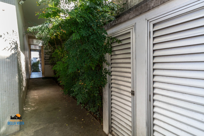 Imagem Casa com 5 Quartos à Venda, em Moema - São Paulo Imagem Casa com 5 Quartos à Venda, em Moema - São Paulo