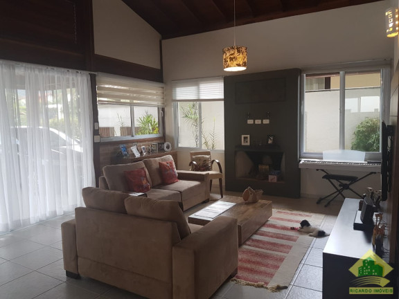 Imagem Casa com 2 Quartos à Venda, 210 m² em Horto Florestal - Ubatuba