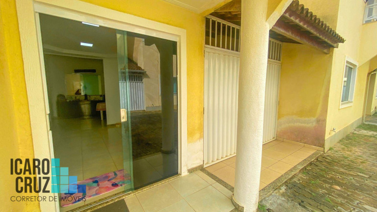 Imagem Casa com 3 Quartos à Venda, 220 m² em Ipitanga - Lauro De Freitas