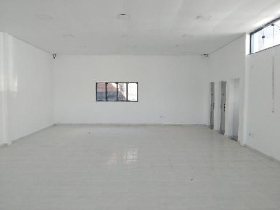 Imagem Imóvel com 1 Quarto para Alugar, 250 m² em Parque Rodrigo Barreto - Arujá