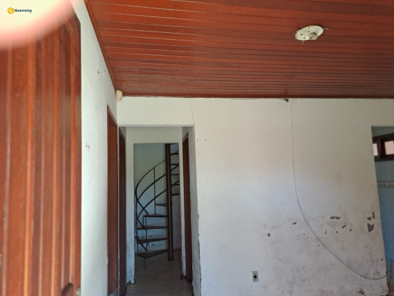 Imagem Casa com 3 Quartos à Venda, 360 m² em Carianos - Florianópolis Imagem Casa com 3 Quartos à Venda, 360 m² em Carianos - Florianópolis