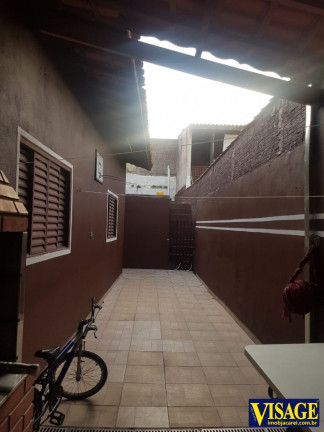 Imagem Casa com 2 Quartos à Venda,  em Vila Formosa - Jacareí