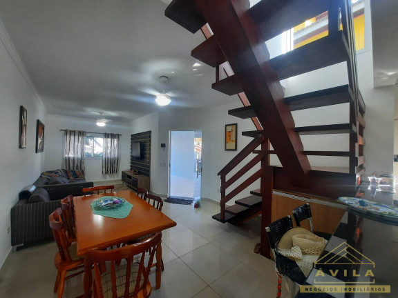 Imagem Casa com 3 Quartos à Venda, 252 m² em Bertioga