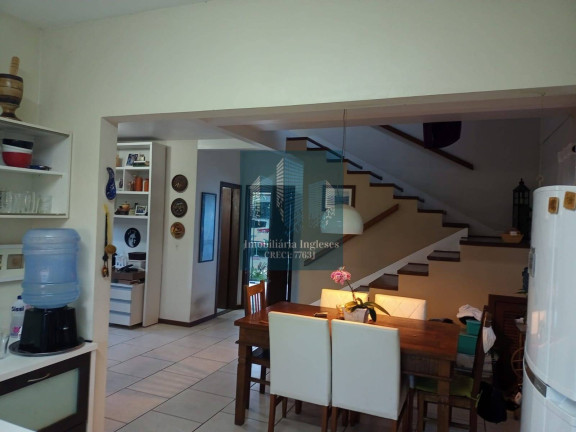 Imagem Casa com 3 Quartos à Venda, 224 m² em Rio Vermelho - Florianópolis