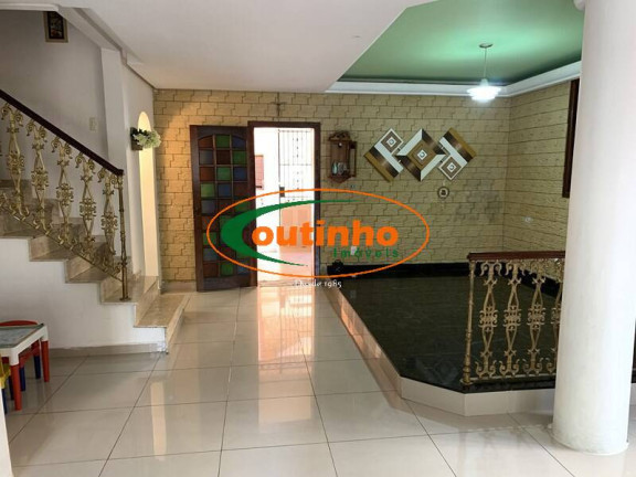 Imagem Casa com 6 Quartos à Venda, 525 m² em Tijuca - Rio De Janeiro Imagem Casa com 6 Quartos à Venda, 525 m² em Tijuca - Rio De Janeiro