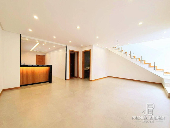 Imagem Casa com 3 Quartos à Venda, 166 m² em Carlos Guinle - Teresópolis