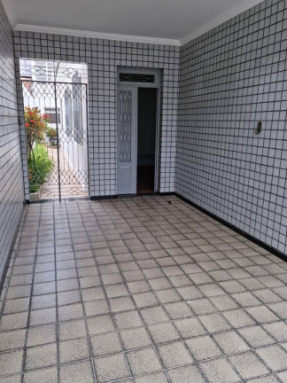 Imagem Casa com 3 Quartos à Venda, 224 m² em Getúlio Vargas - Aracaju Imagem Casa com 3 Quartos à Venda, 224 m² em Getúlio Vargas - Aracaju