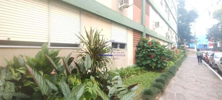 Imagem Imóvel com 3 Quartos à Venda, 67 m² em Petrópolis - Porto Alegre Imagem Imóvel com 3 Quartos à Venda, 67 m² em Petrópolis - Porto Alegre
