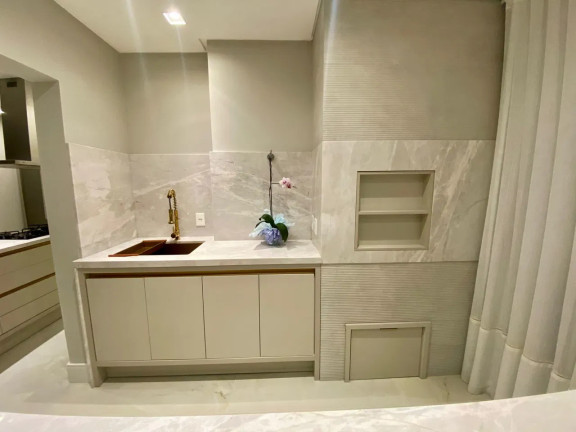 Imagem Apartamento com 3 Quartos à Venda, 130 m² em Pioneiros - Balneário Camboriú Imagem Apartamento com 3 Quartos à Venda, 130 m² em Pioneiros - Balneário Camboriú