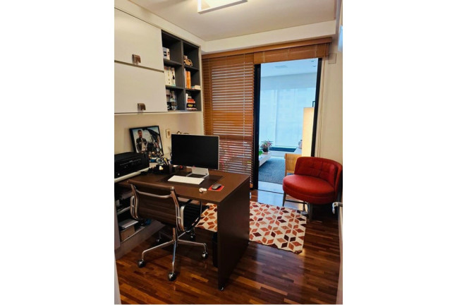 Imagem Apartamento com 4 Quartos à Venda, 184 m² em Moema - São Paulo Imagem Apartamento com 4 Quartos à Venda, 184 m² em Moema - São Paulo