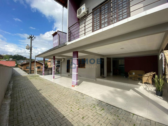 Imagem Casa com 4 Quartos à Venda, 209 m² em Estrada Nova - Jaraguá Do Sul Imagem Casa com 4 Quartos à Venda, 209 m² em Estrada Nova - Jaraguá Do Sul