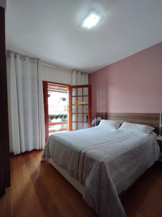 Imagem Casa com 4 Quartos à Venda, 123 m² em Araras - Teresópolis Imagem Casa com 4 Quartos à Venda, 123 m² em Araras - Teresópolis