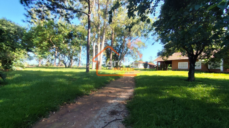 Imóvel com 3 Quartos à Venda,  em Martinho Prado Júnior - Mogi Guaçu