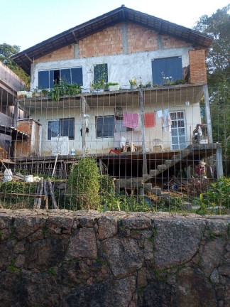 Imagem Sobrado com 3 Quartos à Venda, em Barra Da Lagoa - Florianópolis Imagem Sobrado com 3 Quartos à Venda, em Barra Da Lagoa - Florianópolis