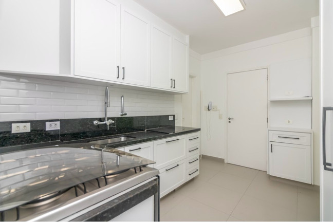 Imagem Imóvel com 2 Quartos à Venda, 127 m² em Moema - São Paulo Imagem Imóvel com 2 Quartos à Venda, 127 m² em Moema - São Paulo