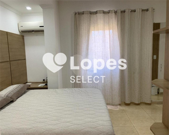 Imagem Sobrado com 3 Quartos à Venda, 279 m² em Jardim Das Palmeiras - Valinhos Imagem Sobrado com 3 Quartos à Venda, 279 m² em Jardim Das Palmeiras - Valinhos