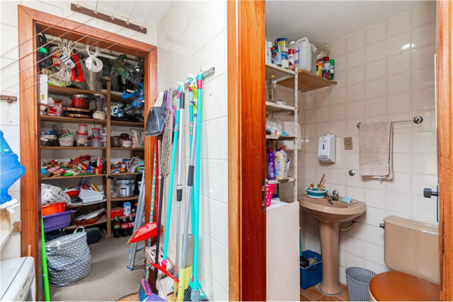 Imagem Apartamento com 3 Quartos à Venda, 123 m² em Petrópolis - Porto Alegre Imagem Apartamento com 3 Quartos à Venda, 123 m² em Petrópolis - Porto Alegre