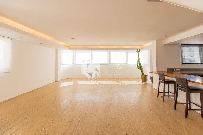 Imagem Imóvel com 2 Quartos à Venda, 182 m² em Vila Nova Conceição - São Paulo Imagem Imóvel com 2 Quartos à Venda, 182 m² em Vila Nova Conceição - São Paulo