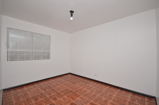 Casa com 3 Quartos à Venda, 80 m² em Campo Comprido - Curitiba