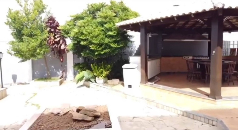 Imagem Chácara com 4 Quartos à Venda, 1.000 m² em São João Da Boa Vista Imagem Chácara com 4 Quartos à Venda, 1.000 m² em São João Da Boa Vista