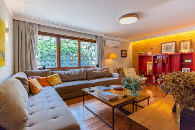 Imagem Casa com 3 Quartos à Venda, 304 m² em Moema Pássaros - São Paulo Imagem Casa com 3 Quartos à Venda, 304 m² em Moema Pássaros - São Paulo