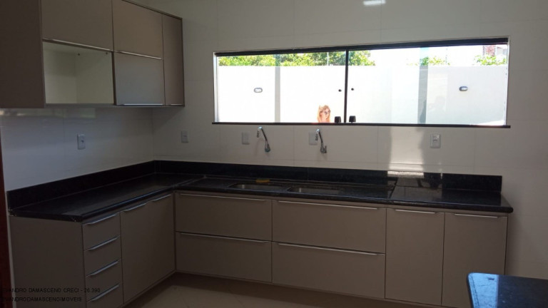 Imagem Casa com 4 Quartos à Venda, 350 m² em Buraquinho - Lauro De Freitas