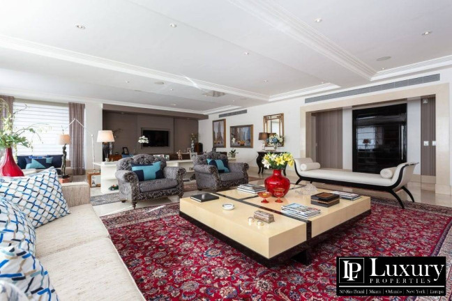 Imagem Apartamento com 3 Quartos à Venda, 367 m² em Itaim Bibi - São Paulo Imagem Apartamento com 3 Quartos à Venda, 367 m² em Itaim Bibi - São Paulo