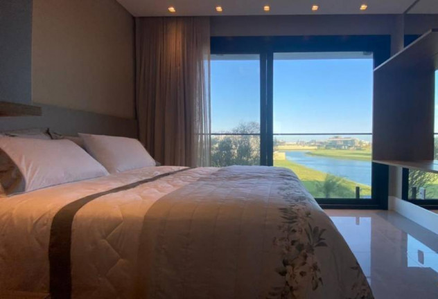 Imagem Casa com 5 Quartos à Venda, 360 m² em Centro - Xangri-lá Imagem Casa com 5 Quartos à Venda, 360 m² em Centro - Xangri-lá