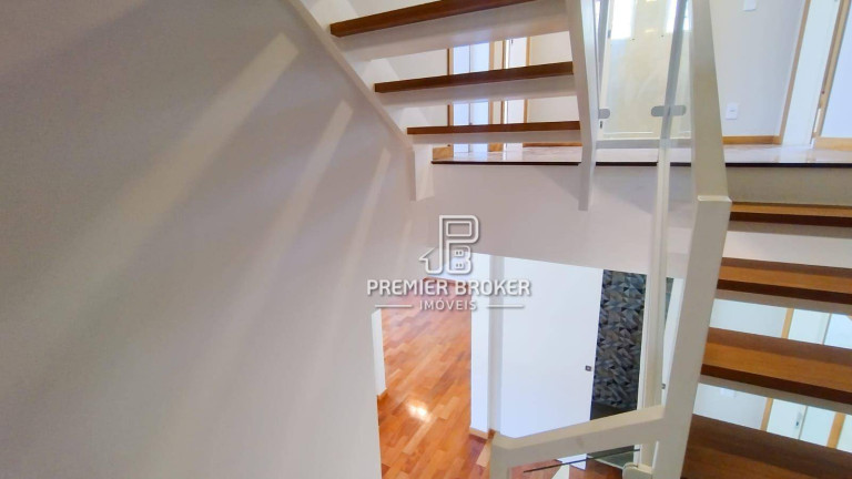 Imagem Casa com 4 Quartos à Venda, 263 m² em Iucas - Teresópolis Imagem Casa com 4 Quartos à Venda, 263 m² em Iucas - Teresópolis