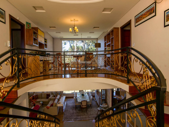 Imagem Casa com 4 Quartos à Venda, 442 m² em Vila Natal - Campos Do Jordão