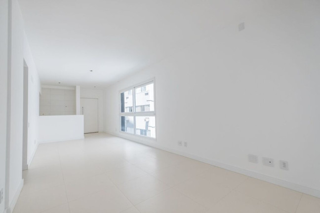 Imagem Apartamento com 3 Quartos à Venda, 98 m² em Centro - Florianópolis Imagem Apartamento com 3 Quartos à Venda, 98 m² em Centro - Florianópolis