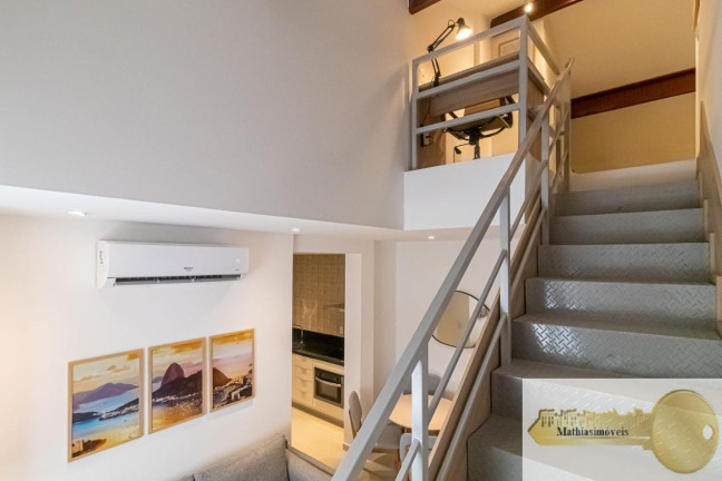 Imagem Apartamento com 2 Quartos à Venda, 68 m² em Copacabana - Rio De Janeiro Imagem Apartamento com 2 Quartos à Venda, 68 m² em Copacabana - Rio De Janeiro