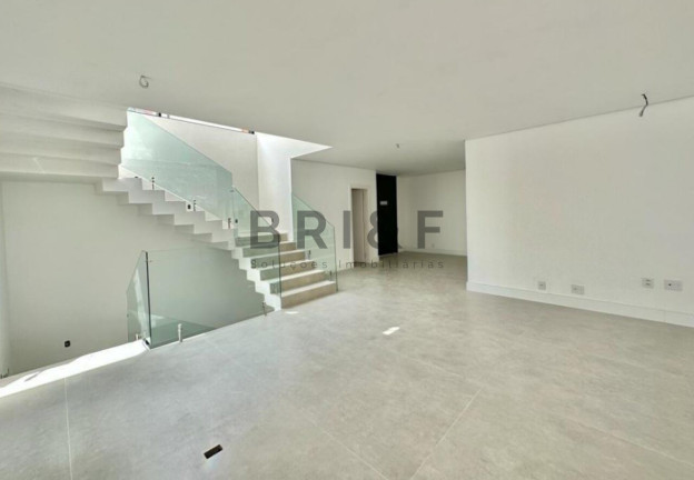 Imagem Casa com 4 Quartos à Venda, 748 m² em Brooklin - São Paulo Imagem Casa com 4 Quartos à Venda, 748 m² em Brooklin - São Paulo