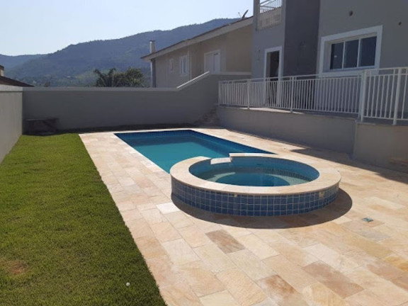 Imagem Casa com 4 Quartos à Venda, 323 m² em Condomínio água Verde - Atibaia Imagem Casa com 4 Quartos à Venda, 323 m² em Condomínio água Verde - Atibaia