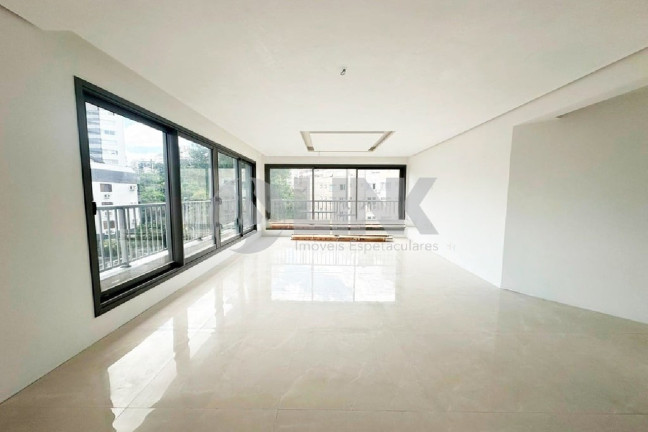 Imagem Apartamento com 3 Quartos à Venda, 117 m² em Petrópolis - Porto Alegre Imagem Apartamento com 3 Quartos à Venda, 117 m² em Petrópolis - Porto Alegre