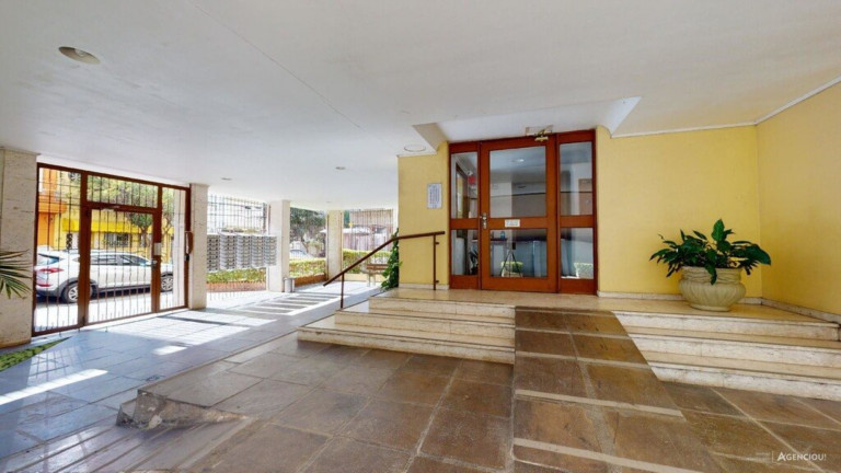 Imagem Imóvel com 1 Quarto à Venda, 37 m² em Centro Histórico - Porto Alegre Imagem Imóvel com 1 Quarto à Venda, 37 m² em Centro Histórico - Porto Alegre