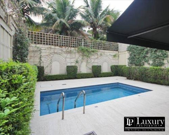 Imagem Casa com 4 Quartos à Venda, 355 m² em Alto De Pinheiros - São Paulo Imagem Casa com 4 Quartos à Venda, 355 m² em Alto De Pinheiros - São Paulo