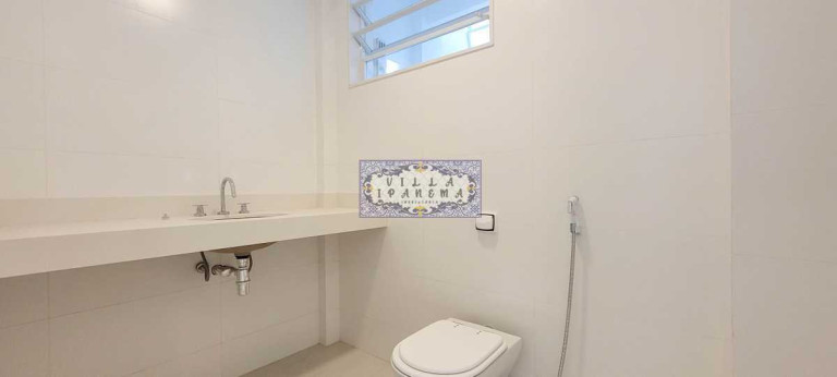 Imagem Apartamento com 3 Quartos à Venda, 110 m² em Copacabana - Rio De Janeiro Imagem Apartamento com 3 Quartos à Venda, 110 m² em Copacabana - Rio De Janeiro