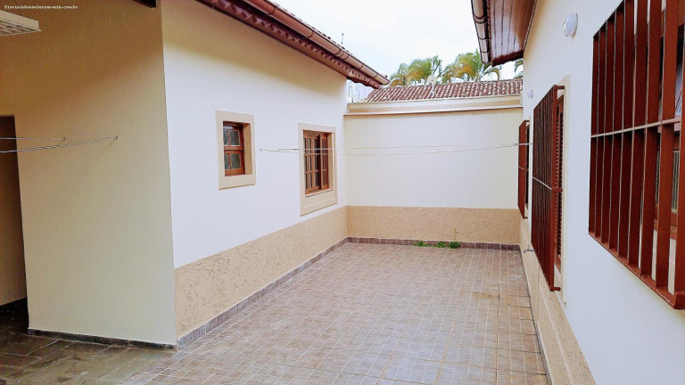 Imagem Casa com 3 Quartos à Venda, 154 m² em Balneário Oásis - Peruíbe